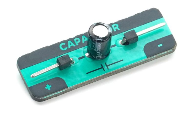 File:Capacitor 2.jpg